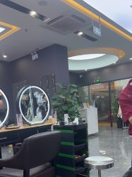 -藤野造型烫染·漂发