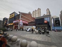 -何师傅美蛙鱼头(汉街店)