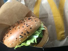 -麦当劳(宝山大厦店)