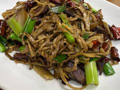 -云海肴·汽锅鸡·云南代表菜(天山百盛优客店)