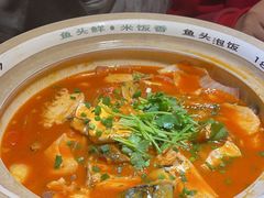 -魏铭鱼头捞饭(晋阳路店)