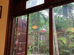 -Lam Vien Restaurant