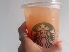 冰摇桃桃乌龙茶组合-星巴克(苏州张家港国贸酒店店)