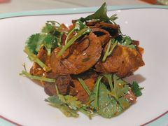-松沪名灶·豆浆鱼头·新上海菜(飞航吾悦广场店)