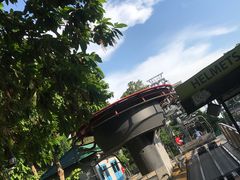-圣淘沙天际线斜坡滑车