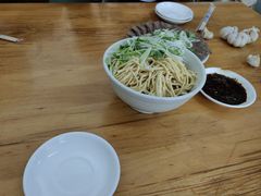 -十二忠手拉面(中华路店)