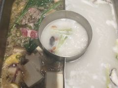 -新辣道鱼火锅(摩尔城店)