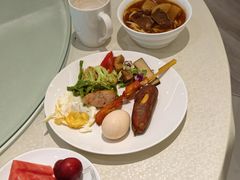 -武汉武昌站街道口华美达安可酒店