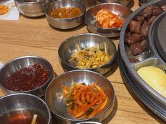 -姜虎东白丁烤肉(虹桥天地店)