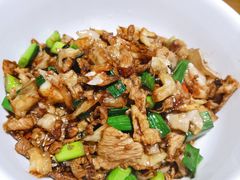 白辣椒炒肉-格塘人家·山泉水煮鱼(望兴家园店)