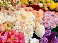 -FLOVIE FLORIST CAFE