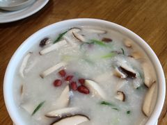-新澳港式茶餐厅(余姚路店)