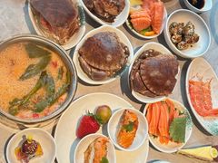 -雍容荟帝王蟹活龙虾展台自助(IFS黑金店)