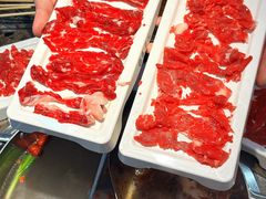 -来龍儿鲜切牛肉自助老火锅
