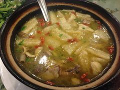 竹荪老鸭汤-黄山阿拉酒店(黄山风景区换乘中心店)