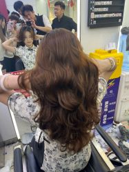 -乾健·烫染·接发SALON