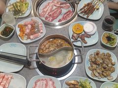 -金滏山烤肉·海鲜·火锅自助餐厅(襄阳万达店)