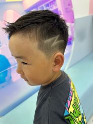 -星咔萌·StarCamo儿童剪发(东坝万达广场店)