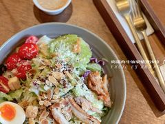 烤鸡肉牛油果黎麦沙拉-Simple Yummy简单美味(上邦百汇城店)
