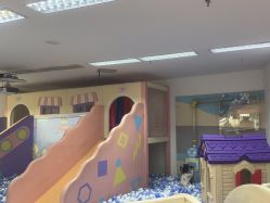 -孩子王童乐园(西安万象城店)