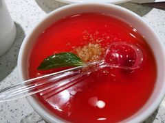 鲜火龙果冰粉-老佛爷铜炉蛙锅(海岸城店)
