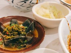 -李与白包子铺(桐梓林店)