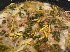 -渔语鱼酸菜鱼新川菜(来福士店)