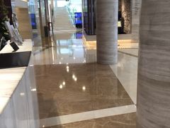 -上海虹桥君丽假日酒店(娄山关路地铁站店)