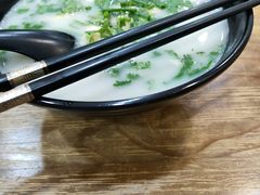 -鸭小妹鸭血粉丝(老门东店)