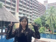 -三亚湾海居铂尔曼度假酒店