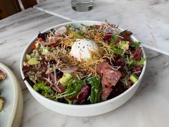 藜麦窝蛋沙拉-The Rug Cafe(王府中环店)