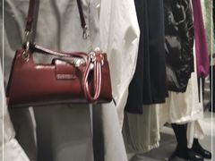 -URBAN REVIVO(七宝领展广场店)