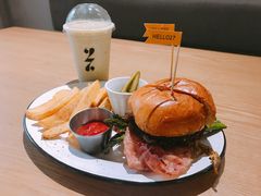 -HELLO 27 意面·沙拉·帕尼尼