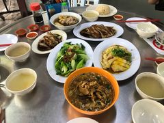 -明记烧鱼美味店