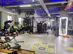 -AK健身普拉提拉伸私教馆(中八店)