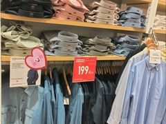 -优衣库(南宁江南万达店)