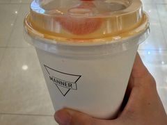 厚芝芝拿铁-Manner Coffee(芮欧百货店)