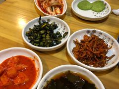 -故乡家韩国料理(丹东街店)