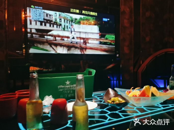 K+全国连锁KTV(绿地缤纷天地店)图片