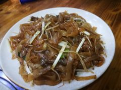 -大富蚝乌东哥饭店·石锅鱼杂·柠檬鸭(革新路店)