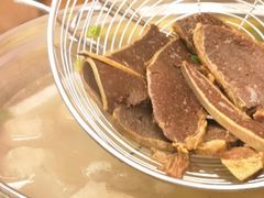 -牛一煲美食(江高店)
