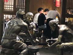 -红九格老火锅(三峡广场店)