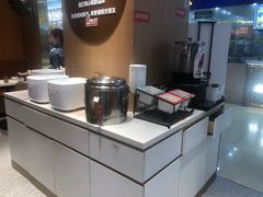 -红渡小香·牛肉麻辣香锅(车站南路店)
