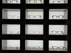 -LensCrafters亮视点(东方新天地店)