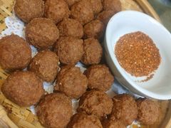-鑫巴蜀小镇 · 水煮鱼专研店(玉桥店)