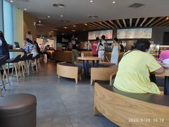 大堂-星巴克(夏日百货店)