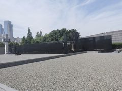 -侵华日军南京大屠杀遇难同胞纪念馆-停车场