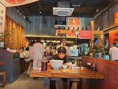 -李犟大爆鳝面·手工蟹黄包(湖滨西湖店)