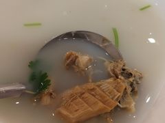 -六和聚传统烤鸭.天津菜(和平店)