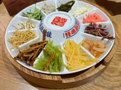 -怪噜范·老贵阳街头名小吃(数博万达店)